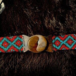 Hook closure beaded belt